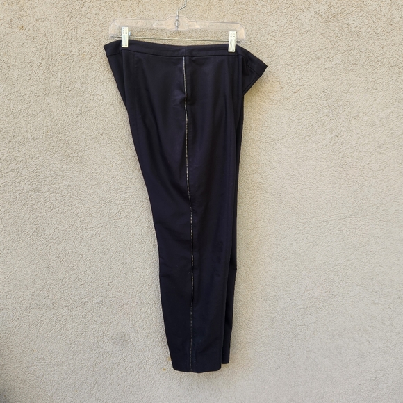 ST JOHN Women's Pants Size 12 Black Side Piping Made USA Straight Leg - Picture 4 of 9